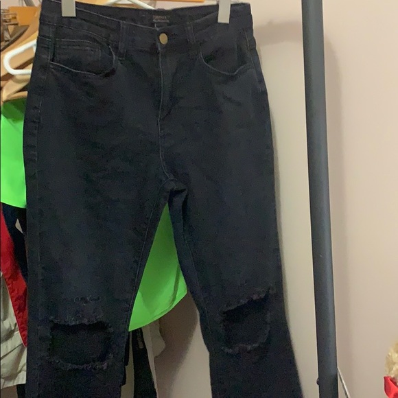 black jeans - Picture 1 of 3